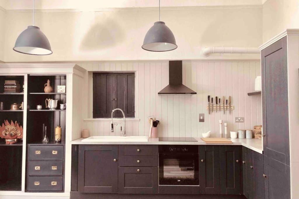 Seaside Escape - Gorgeous 2 Bed Apartment In St-Leonards-On-Sea 哈斯丁 外观 照片