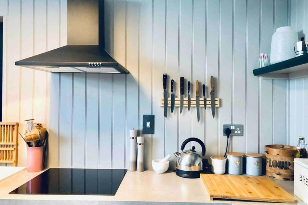 Seaside Escape - Gorgeous 2 Bed Apartment In St-Leonards-On-Sea 哈斯丁 外观 照片